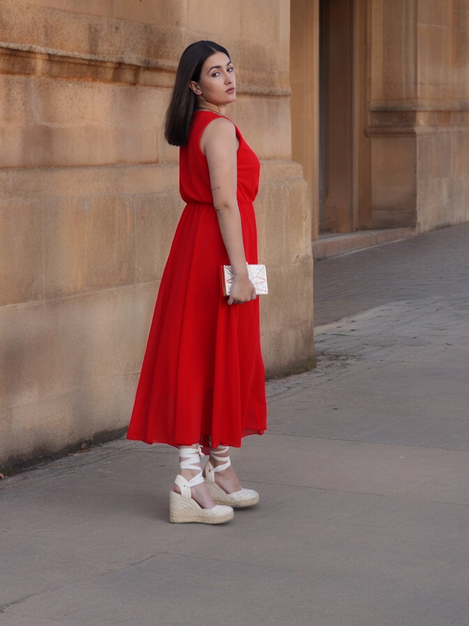 Vestido Nerea  Liso sin Manga Rojo