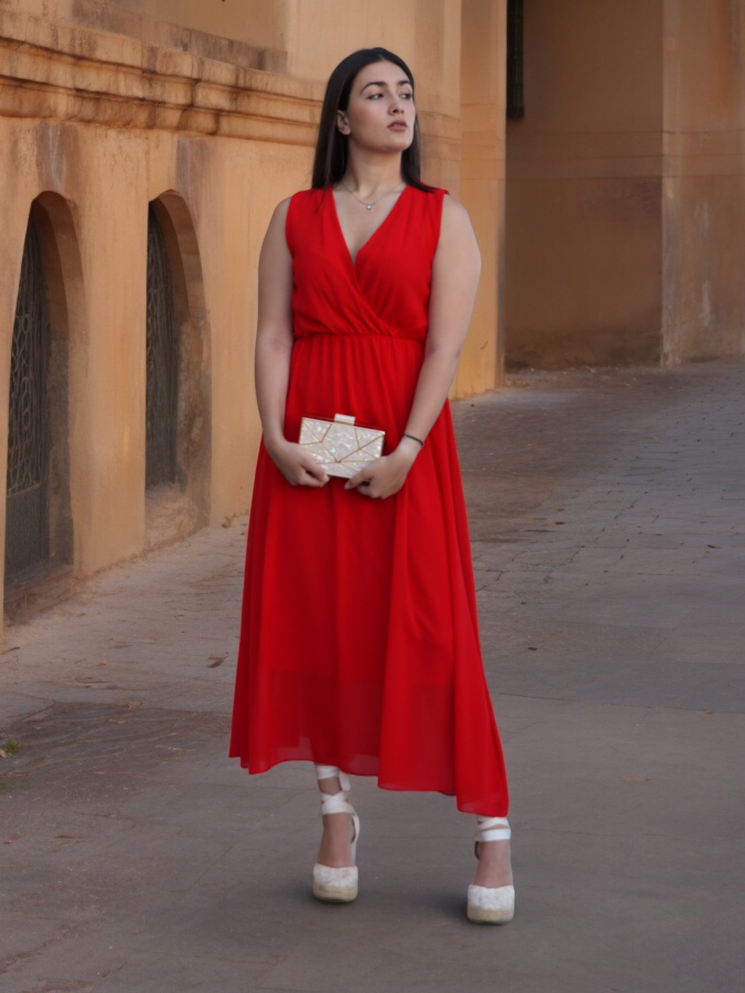 Vestido Nerea  Liso sin Manga Rojo